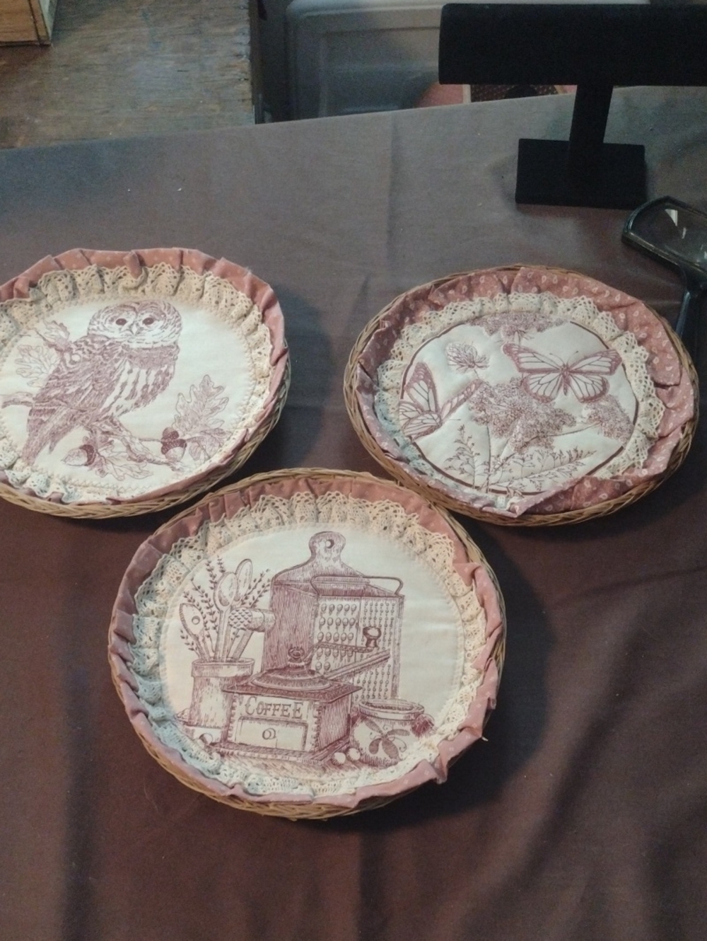 Set of 3 Pink Wicker Wall Plates with Nature Prints